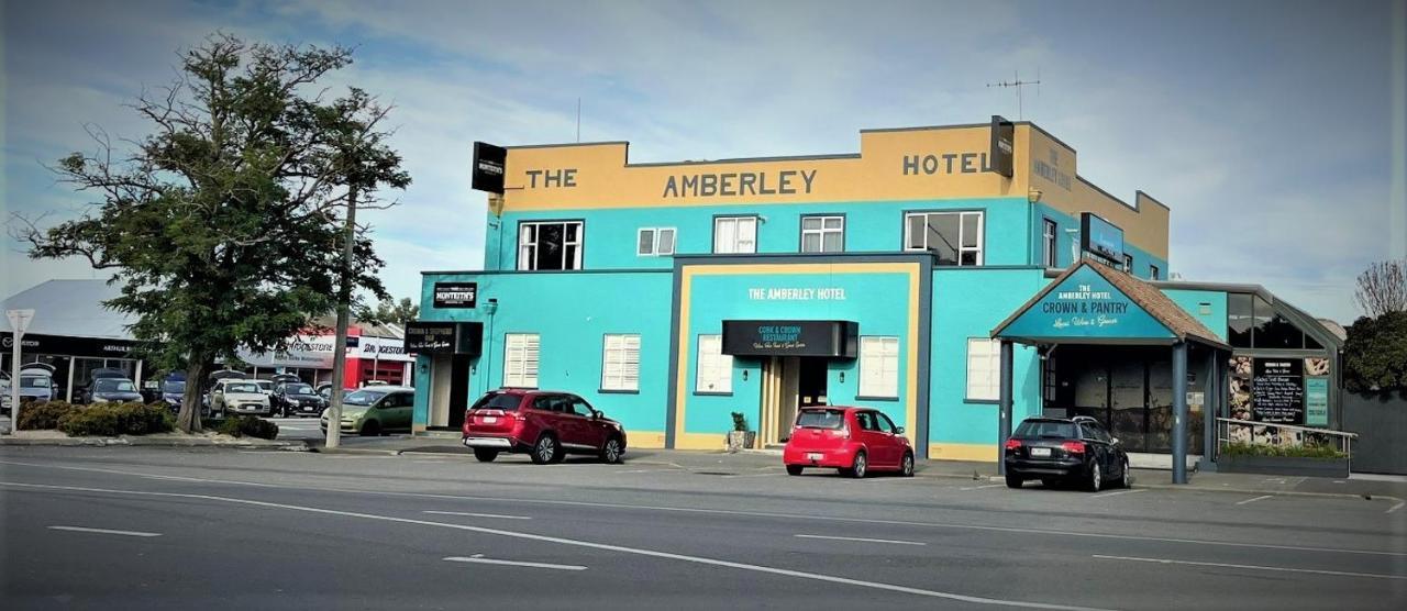 The Amberley Hotel Екстериор снимка